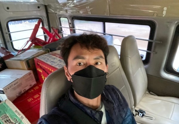 미니밴 뒷쪽 @뉴스코리아 이웅연 특파원 