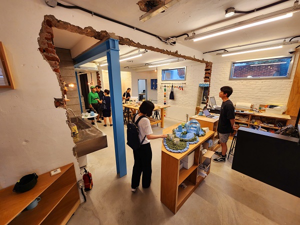 공예품 전시와 클래스를 진행하는 공방 '야드(Yard)' @뉴스코리아 허승규 기자