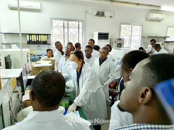 탄자니아 Tumbi Hospital 방문하여 장비교육 실시(2022년, 탄자니아) @본인 제공