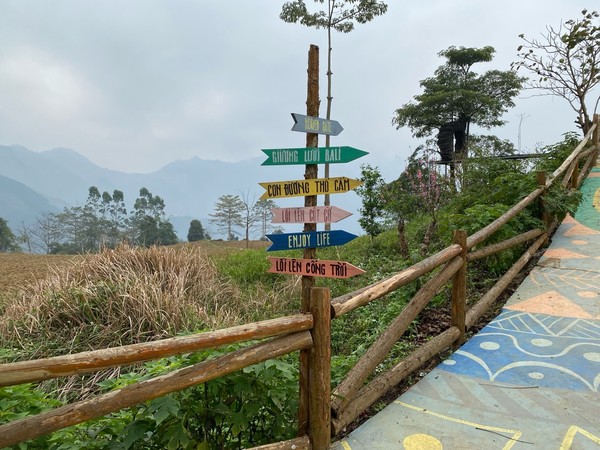 나무 표지판 @뉴스코리아 이웅연 특파원 