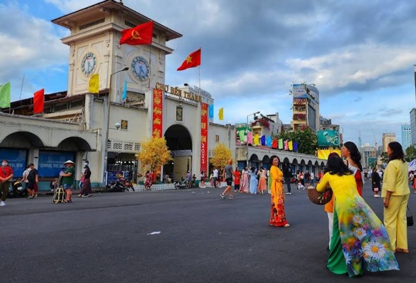 벤탄시장 정문 입구 @뉴스코리아 이웅연 특파원 