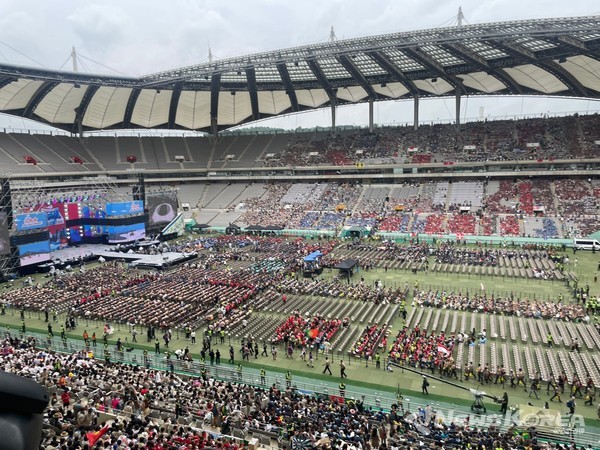 잼버리 대원들이 객석을 가득 메웠다. @뉴스코리아 최신 기자