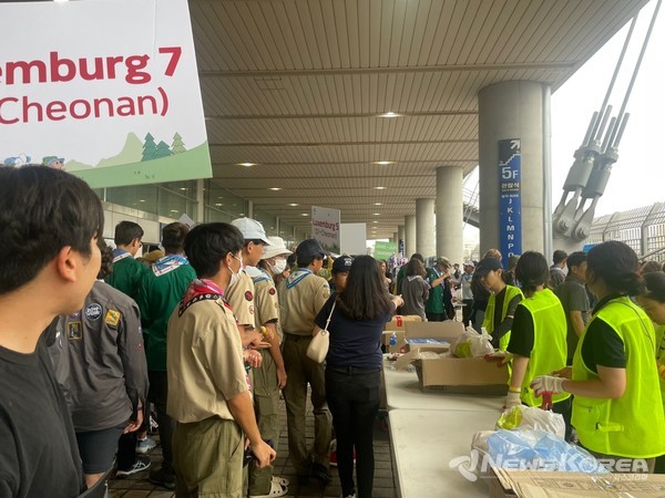 아무런 훈련도 준비도 없이 급조되었어도 모두 최선을 다했다. @뉴스코리아 최신 기자