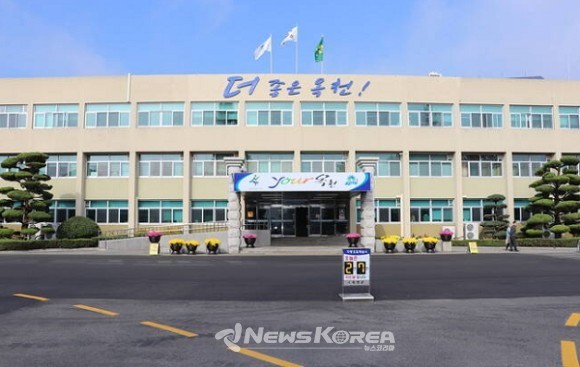 옥천군청 전경  @옥천군