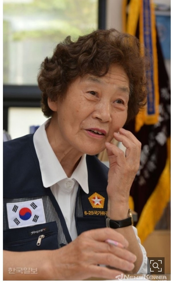 생전 대한민국 6·25 참전 유공자회 종로구지회장 시절의 고인 @민병숙 전 경기도의회의원 제공 