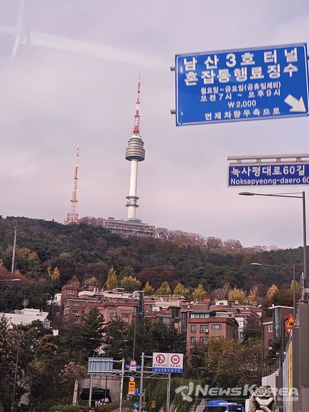 남산3호터널에서 바라본 N타워 @뉴스코리아 최성민 기자