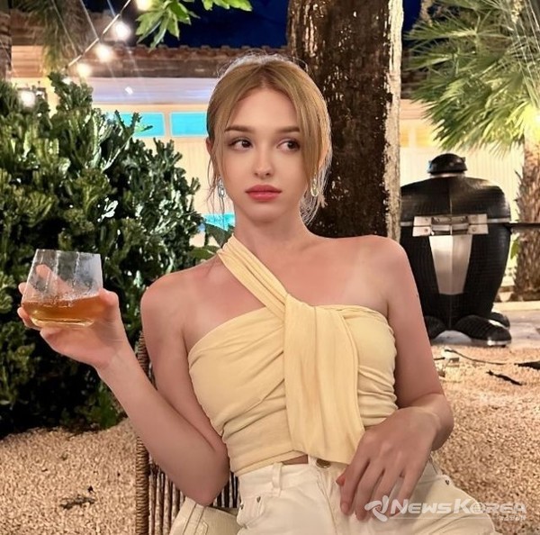 보신각 타종에 초청된 인플루언서 장엘리나 @장엘리나 인스타그램 갈무리