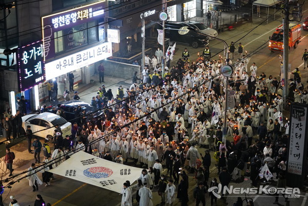 “대한독립 만세” 천안 아우내장터에서 105년 전 3.1 만세 운동이 다시 재현됐다. @천안시 제공
