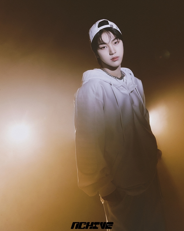 엔 @오브문스튜디오 제공