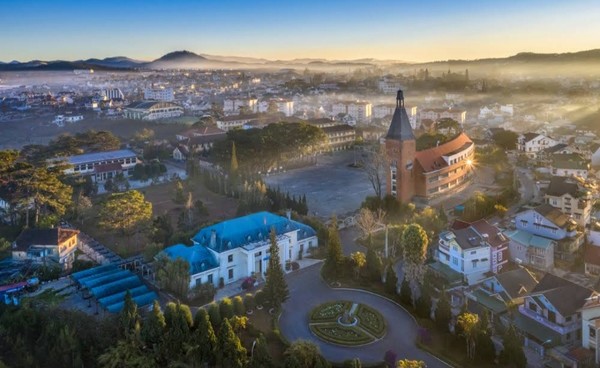 해발 고도  1,500m 위에 건설된 달랏의 집들은 스위풍으로 만들어졌다고한다. @뉴스코리아 이웅연 특파원 