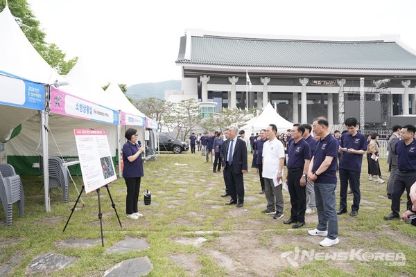 ‘2024 천안 K-컬처 박람회’ 개최에 앞서 독립기념관에서 시설 배치 현황, 안전관리 대책 등을 중심으로 현장 점검을 실시했다. @천안시
