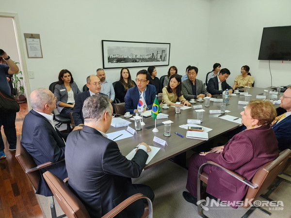 제2외국어로 한국어를 공식 지정하는 한국어 교육지원에 관한 업무협약(MOU) 체결 @뉴스코리아 고준영 특파원