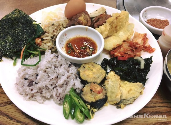 ▶ 마을 가정식 뷔페 - 우리동네 윤성이네 : 서귀포시 대정읍 추사로 93-11  @제주관광공사