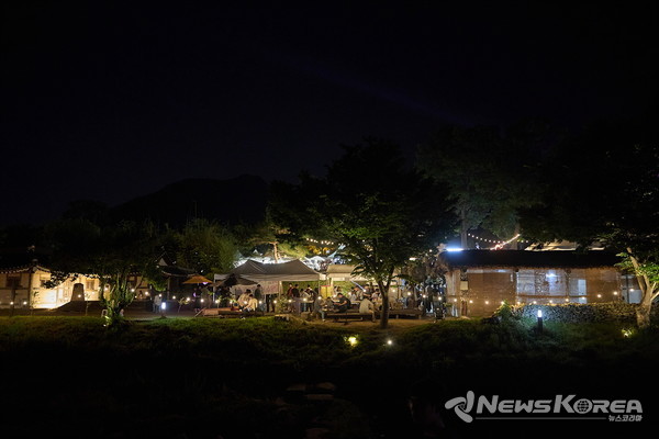 박경귀 시장 “외암마을 야행, 아름다운 추억의 밤으로 기억되길” @아산시