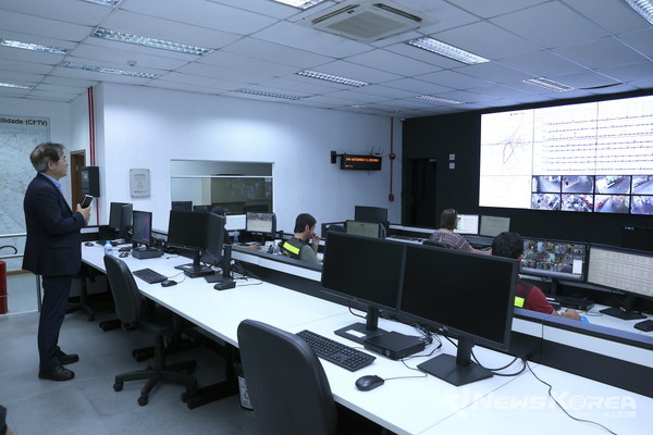 쿠리치바 대중교통운영공사(URBS)를 살펴보는 이동환 고양특례시장 @고양시