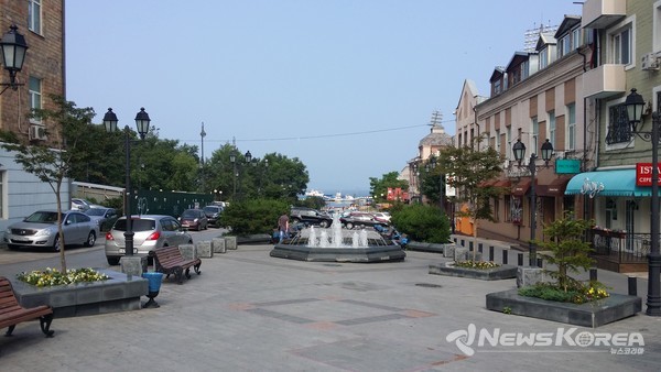 옛한인들의 첫거주지이자 개척지로 블라디보스톡의 번화가인 해양공원이 보인다. @뉴스코리아 최신 특파원