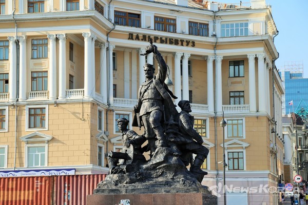 블라디보스토크 상징 혁명광장 @뉴스코리아 최신 특파원