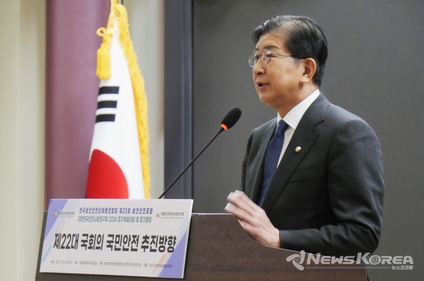 이상식 의원이 인사말을 하고 있다, @뉴스코리아 김정호 기자