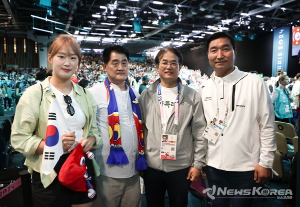 박혜정 선수 가족, 감독과 기념촬영 @고양시