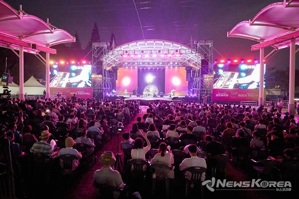 써머페스티벌 축제 현장  @뉴스코리아 최신 기자