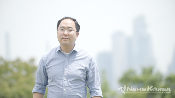 "저는 살아오면서 한국계 미국인의 정체성에 대해 깊은 고민을 했어요." 앤디 김(미국 연방 하원의원) @재외동포협력센터