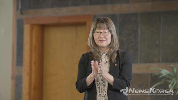 "한국계 캐나다인, 한국을 사랑하는 사람들에게 다리가 되어주고 싶었어요." 연아 마틴(캐나다 연방 종신 상원의원) @재외동포협력센터