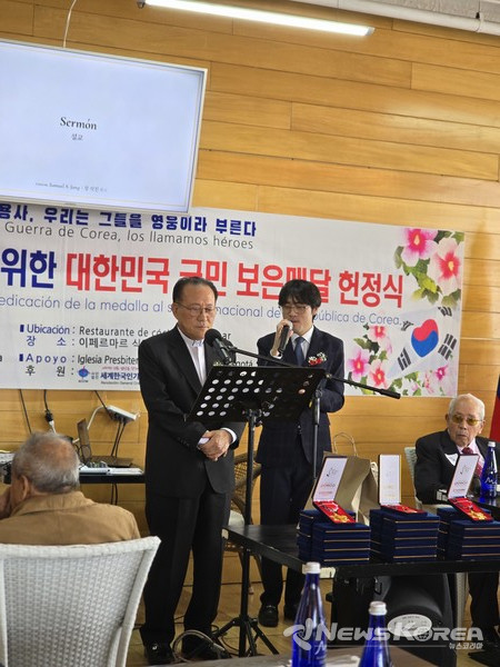 설교중인 장석진 목사 @뉴스코리아 고준영 특파원