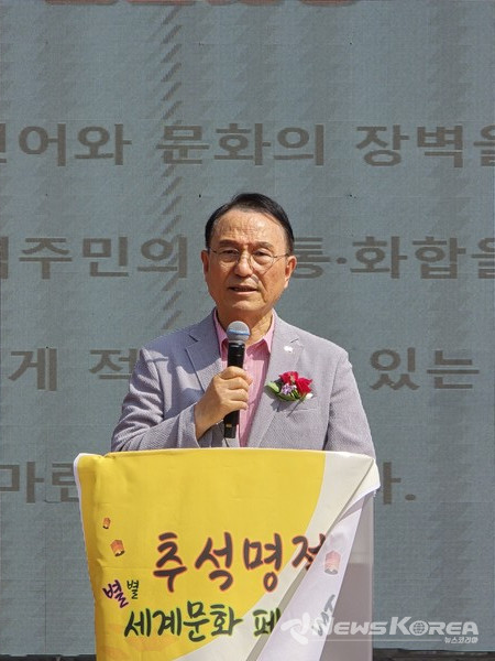 박상돈 천안시장이 인사말을 하고 있다. @뉴스코리아 최신 기자