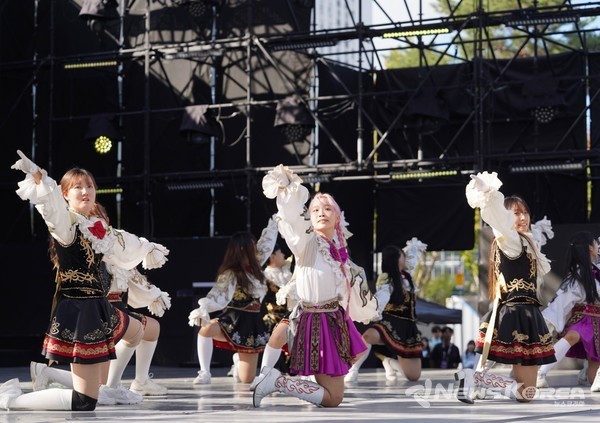 ‘천안흥타령춤축제 2024’ 폐막식이 29일 주무대인 천안종합운동장 흥타령극장에서 진행되고 있다. @천안시