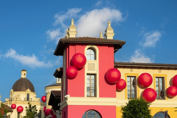 런던, 파리, 밀라노, 바르셀로나, 마드리드, 브뤼셀앤트워프, 쾰른뒤셀도르프뮌헨, 프랑크푸르트, 상하이, 쑤저우 등에 자리한 12개의 럭셔리 쇼핑 여행지로 차별화된 서비스를 제공하는 '비스터 컬렉션'에서 피덴자 빌리지는 밀라노에 속해있다. 사진은 피덴자 빌리지 전경   @뉴스코리아 포토DB