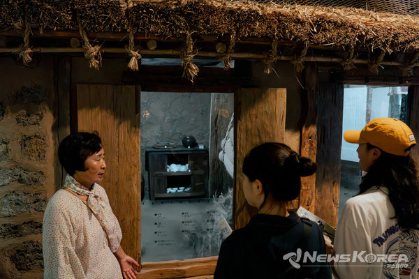 마을주민과 함께 하는 제주 해녀 박물관 관람 @제주관광공사
