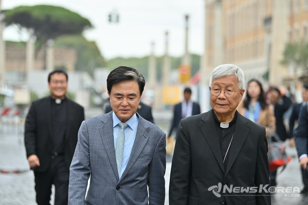 김태흠 충청남도지사, 유흥식 성직자성 장관(추기경) 비공식 단독 접견 @충청남도