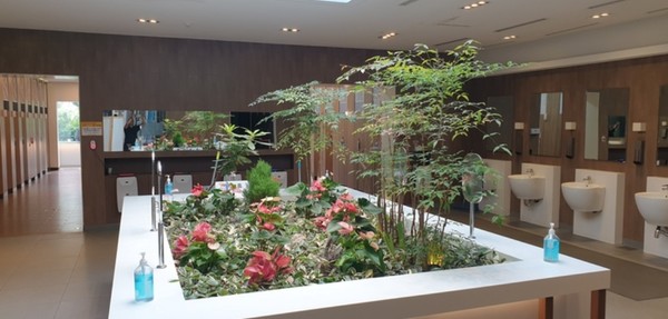 망향휴게소 화장실 @ 행정안전부 제공