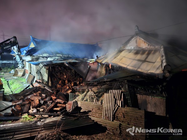 석근리 주택 화재 현장 사진 @평택 소방서