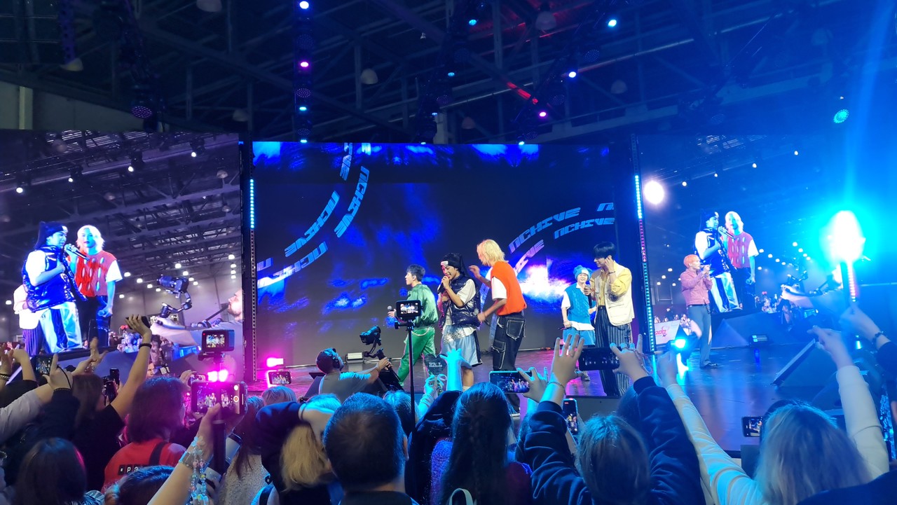 엔카이브 무대 @뉴스코리아 안정현 특파원