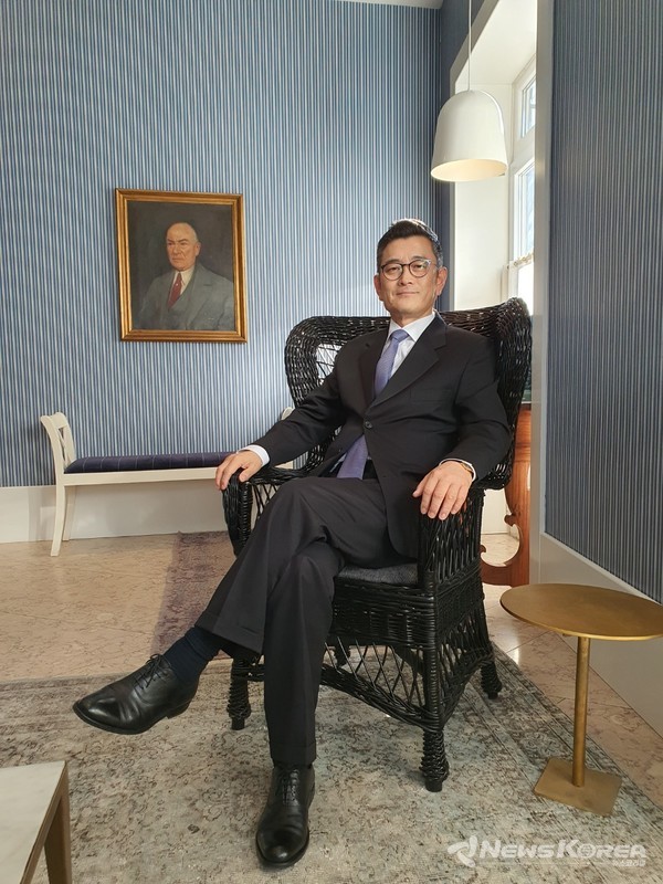 저자 김정기 변호사