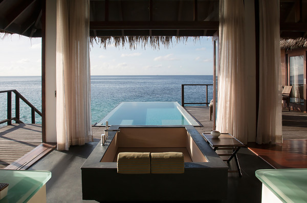 코코 보두 히티 이스케이프 워터빌라   @팜투어