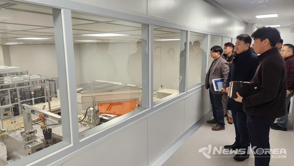 천안시 전략산업국장이 최근 (재)천안과학산업진흥원 등 주요 혁신기관과 사업장을 방문했다. @천안시