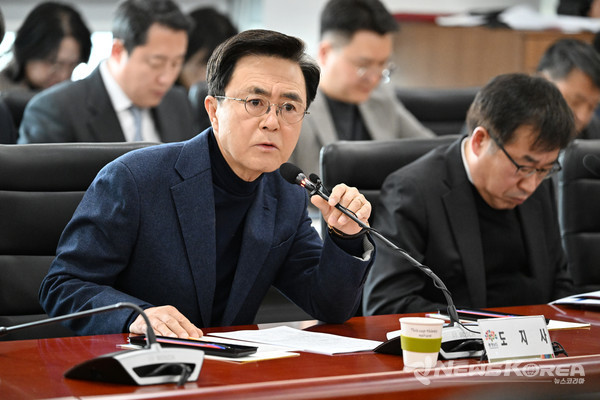 제71차 실국원장회의에서 김태흠 충청남도지사가 발언하고 있다. @충청남도