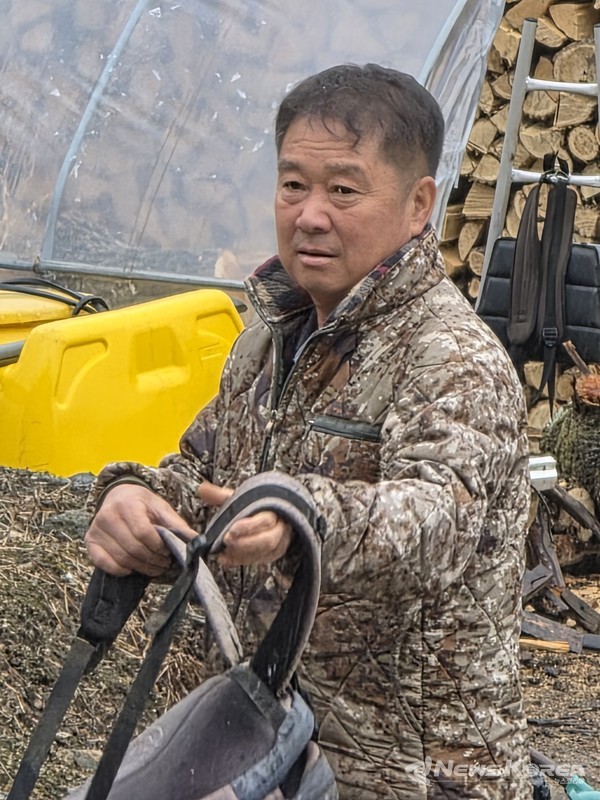 가리산에 오르기전 심마니 김동수 씨 @뉴스코리아 최신 기자