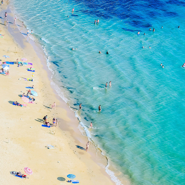 보통 날씨 상황에서의 하와이의 와이키키 해변   @팜투어