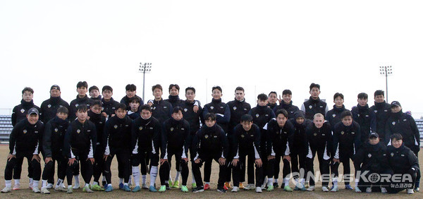 충남아산FC 단체 사진 @충남아산FC