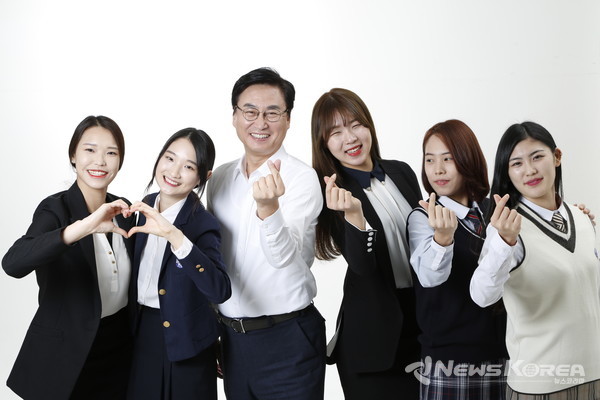 희망을 심어주는 "변호사 정경모" @뉴스코리아 인물 DB