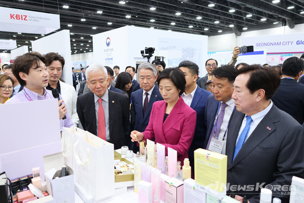 제23차 세계한인비즈니스대회 기업전시회 @재외동포청