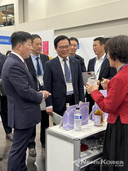 천안지역 11개 기업이 지난 17~20일 미국 애틀랜타에서 열린 ‘2025 세계한인비즈니스대회’에서 수출 계약을 체결했다. @천안시