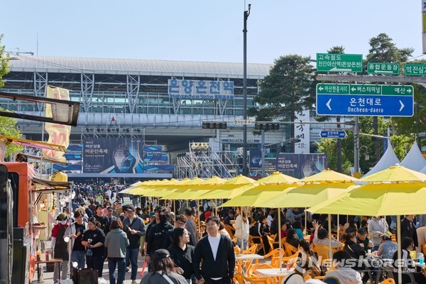 온양온천역 앞 ‘푸드트럭 존’ 모습 @아산시