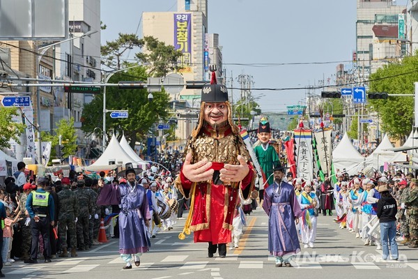 이순신 장군 무과급제 행렬 거리 퍼레이드 @아산시