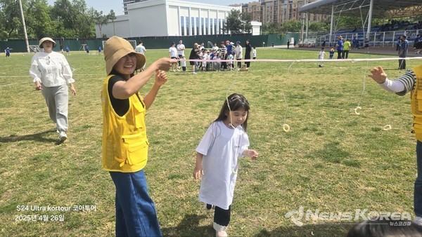 ▲타슈켄트 야까샤라이 스타디움에서 열린 한인회 체육대회의 이모저모 @뉴스코리아 신현권 특파원