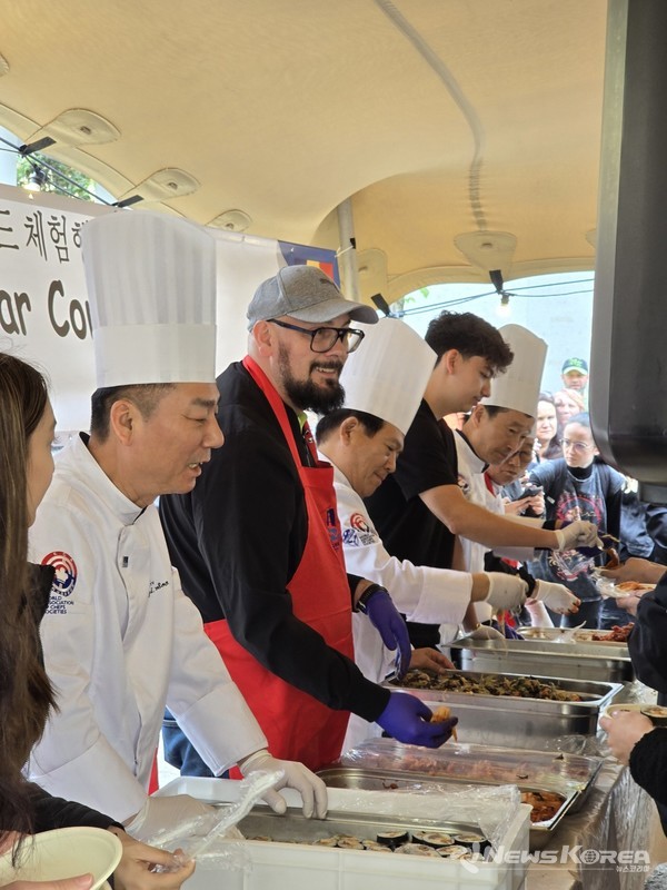 한식으로 잇는 우정… 수원시, 루마니아 ‘클루지의 날’ 한국음식행사 개최 @수원시