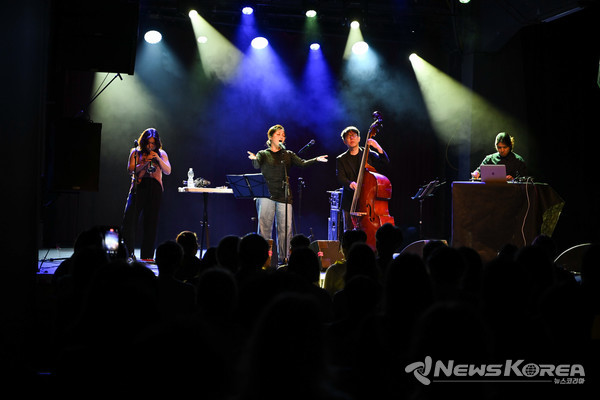 신노이(SINNOI) 프라하 MEET FACTORY 공연 장면 @주체코대한민국대사관